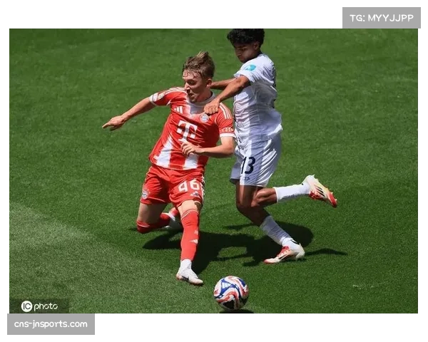 拜仁18岁小将卡尔传射建功但19次丢失球权，攻防表现两极分化